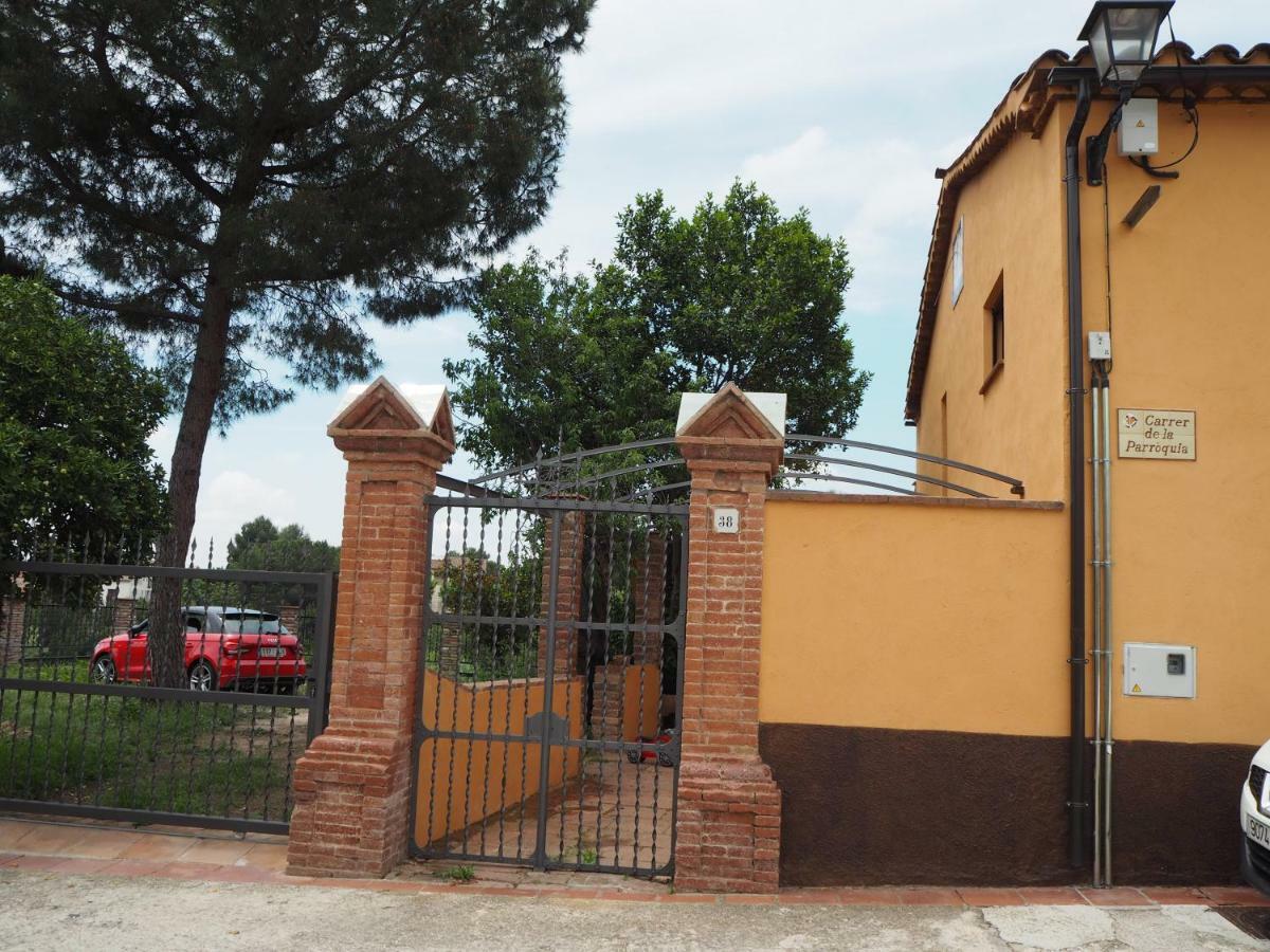 Cal Ventura Pension El Bruc Buitenkant foto